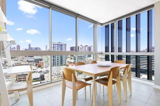 Elegant 2-Bed with Rooftop Dining & Fabulous Views - Brisbane - 8