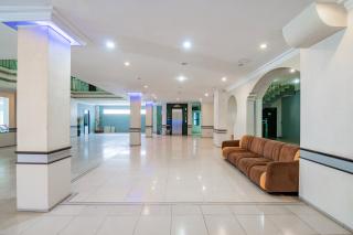 Dancenter Senapelan Near RSUD Petala Bumi - Pekanbaru - 3
