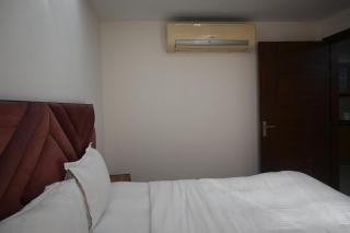 Luxury Fully Furnished Apartments - Gurgaon - 9