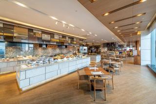 Yancheng Golden Eagle Fashion Hotel - 1