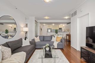 Darling Harbour 2BR Retreat with Spacious Balcony - Sidney - 3