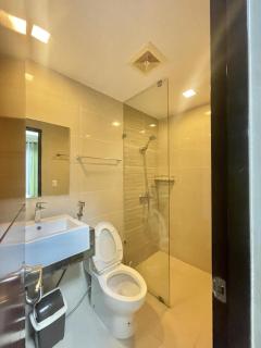MACTAN NEWTOWN FAMILY ROOM Deluxe with free wi-fi, POOL & GYM - Lapu Lapu City - 5