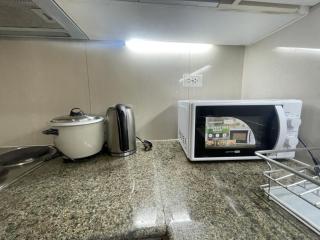 MACTAN NEWTOWN FAMILY ROOM Deluxe with free wi-fi, POOL & GYM - Lapu Lapu City - 3