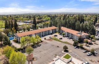 La Quinta Inn by Wyndham Stockton - Stockton - 4