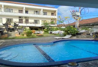 Hotel Near Beach Ayu inn Kuta - Kuta - 8