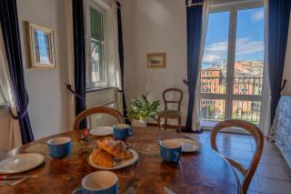 Lovingenoa - Prione - White House - Genova - 3