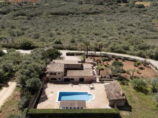 Villa con piscina, BBQ, terraza y wifi - 0
