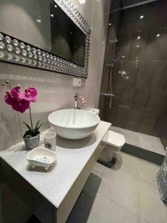 Cozy apartment in Tbilisi - Tbilisi - 9