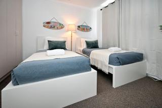 Beachside Escape in Caloundra! - Caloundra - 2