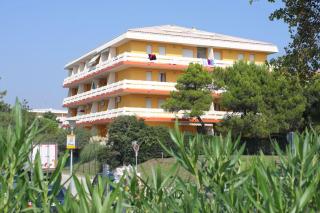 Three room flat with garden encIosed by hedge - Bibione - 9