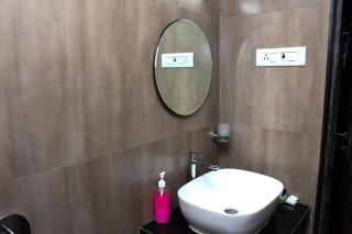 Hotel Vrushali Inn - Jāmb - 8