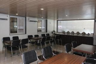 Hotel Vrushali Inn - Jāmb - 3