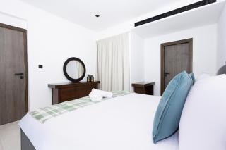 Spacious 2BR Apartment l Rooftop Pool l Gym - 8