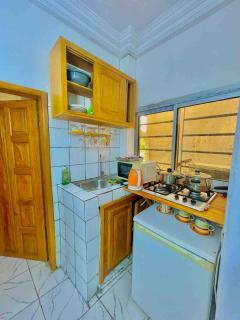Studio B2 Fustel City Bonamoussadi Santa Lucia,Wifi, Chaines TV, gardien - Douala - 3