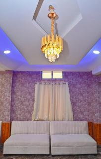 Holiday Inn Guest House Near Nemcare Hospital - Jāmb - 7