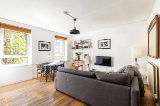 Warm & Inviting Flat by Liverpool Street - 9