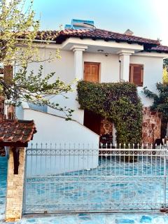 Quiet Panoramic Sea View Home -Large Balcony - Kriopigi - 0