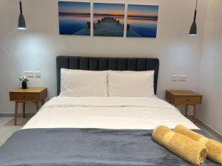Desibu Collection - The Pearl St Julian's - St Julian's - 5
