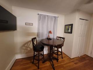 Large Studio1 Bedroom Or 2 BR Apartment Nr Ocean Center Main St Walk To Beach - Daytona Beach - 8