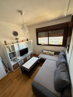 Cálido apartamento con PISCINA y garaje - 2
