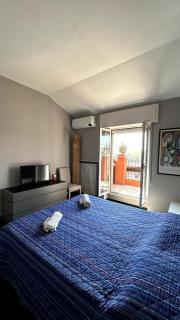 Attico in the city center, terrace & stunning lake view - Desenzano del Garda - 8