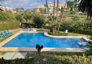 Stylish Townhouse in Riviera del Sol-Pass the Keys - Mijas - 9