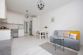 Chrzanowskiego 7 Bright Pet Friendly Apartment by Noclegi Renters - Varsovia - 5