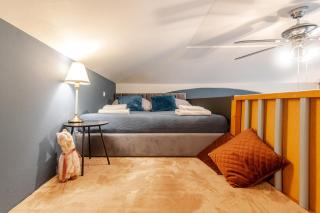 Place of Grace - Central Square - Praga - 8