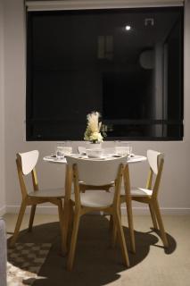 2BR City View Apt with Pool and Cinema - Melbourne - 5