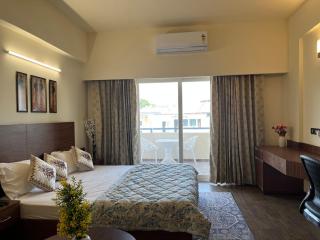 Highrise Haven 305 - 5