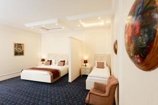 East Legend Hotel - 0