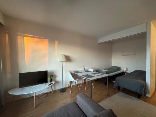 Kotimaailma-Studio Keskustassa - 2