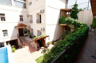 East Legend Hotel - Bakoe - 2