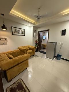 Bright & Modern 1BR Flat - Rawalpindi - 3