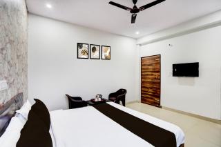 HOTEL O BELLAVUE - Sūrajpur - 1
