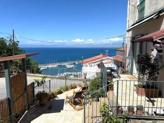 Panoramic on Port near Center "The Beach and The Cliff" 3 - Agropoli - 3