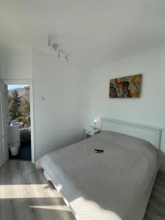 Riviera 990 Chalet - 5