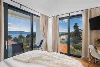 New Luxury Beachfront Villa Manera Bol with heated pool - 5