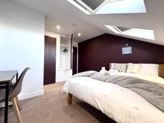HouseSleeps10-5BED- CityStay-Parking-Tv - Derby - 5