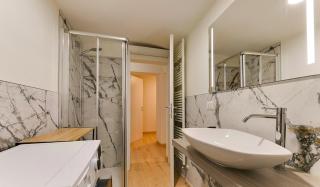 Centro Storico - 2 Camere - 1 Bagno - Free Wi-Fi - 8