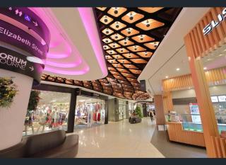 Emporium Luxe 1BR King Suite - Prime CBD Location - 9