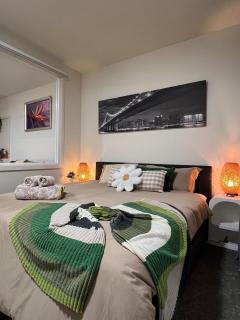 Emporium Luxe 1BR King Suite - Prime CBD Location - Melbourne - 0
