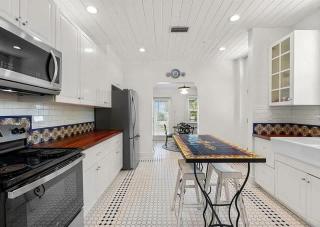 Tranquil Pool Home Near Siesta Key Sarasota - Sarasota - 6