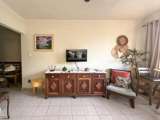 Apartamento com vista pro mar no Centro de Ubatuba - com estacionamento 2 quartos e cozinha completa - 7