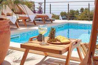 Dazzling Hvar Villa Villa Licita 4 Bedrooms Spacious Sunterrace Fitted With Sunbeds And Parasols Private Outdoor Swimming Pool Shaded, - Sveta Nedelja - 0