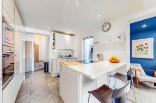 Bright 2BR Flat With Garden & BBQ Near River Thames - Londra - 2
