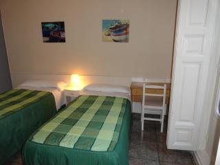 Hostal Alistana - Madrid - 6