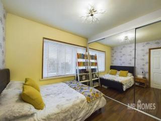 3 Bed House in Cardiff with parking - Cardiff - 8