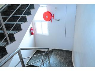 PREMIUM Hotel Near Golden Beach Home Town Puri,Fully-Air-Conditioned-with-Lift-wifi-and Parking Facilities - Puri - 2