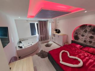 Luna Room - Baia Mare - 4